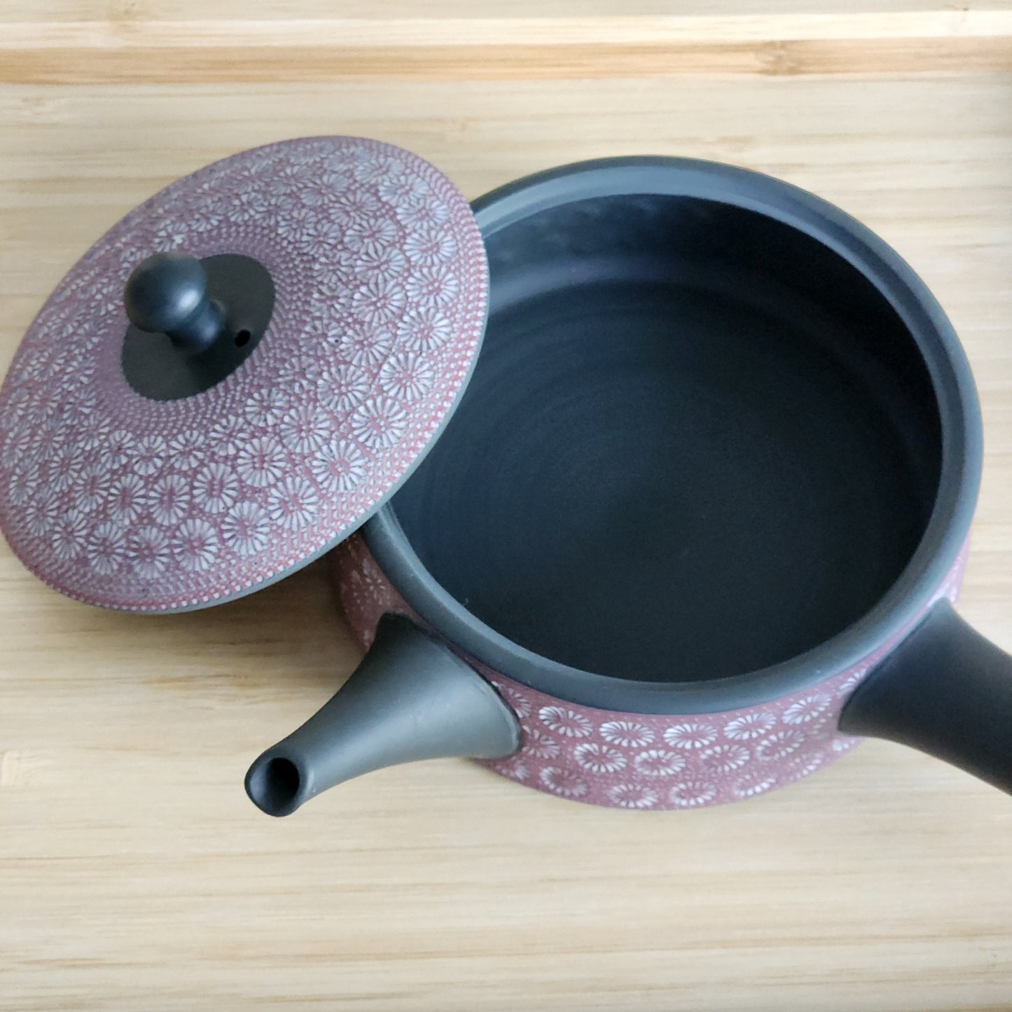 Isobe Teapot
