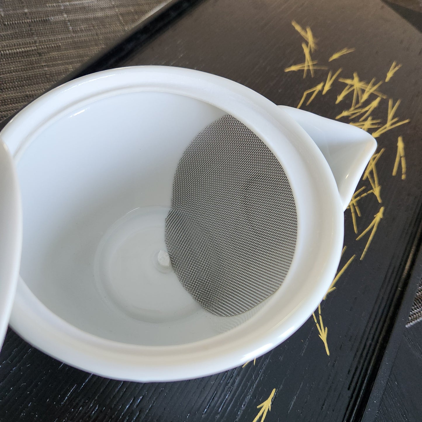 White Porcelain Shiboridashi