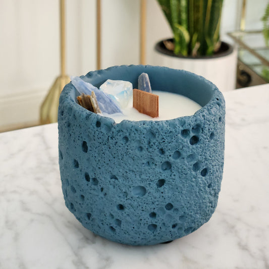Tie Guan Yin Scented Candle in Blue Jar