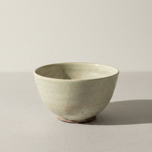 Yamaki Ikai: Ishidou Kiln Tokoname White Kohiki Matcha Bowl