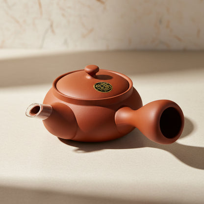 Isobe Ceramics: Tokoname Crimson Yokode Kyusu with Ceramic Mesh Strainer