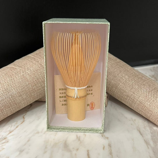 White Bamboo Usucha Chasen Whisk by 24th Gen Japanese Takayama Craftsman