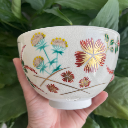 Hand-painted 360 degrees Floral Chawan
